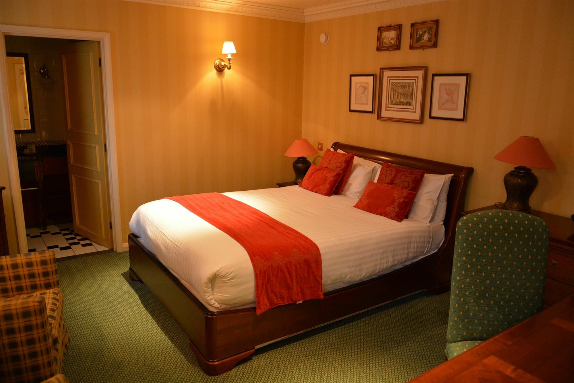 The George Hotel Колчестер Экстерьер фото